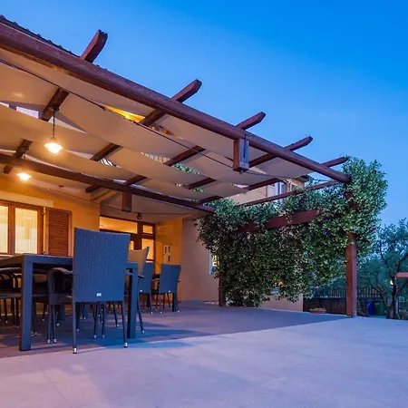 Βίλα Villa Mirjana In Banjole *
